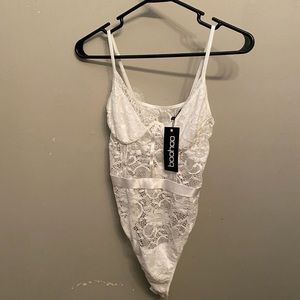 Boohoo White lace bodysuit